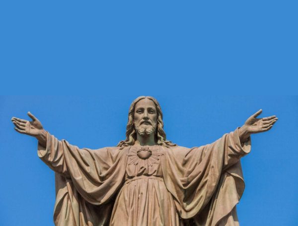 outdoor statue of jesus
